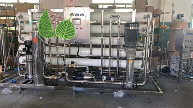 福建龙岩市新材料客户10T/H纯化水设备项目